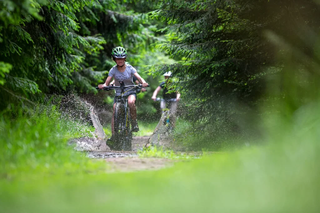 JOLIE BALADE EN LIVRADOIS A ESPACEVTTN1